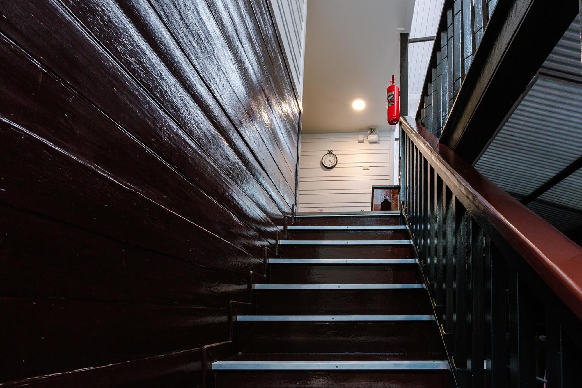 Diff Hostel Бангкок Экстерьер фото