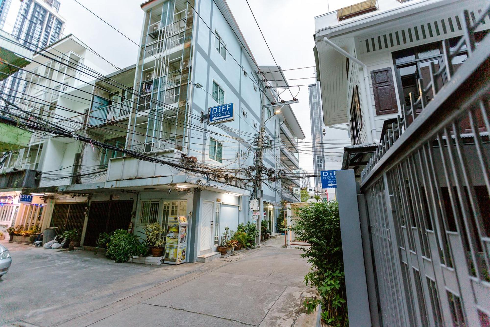 Diff Hostel Бангкок Экстерьер фото