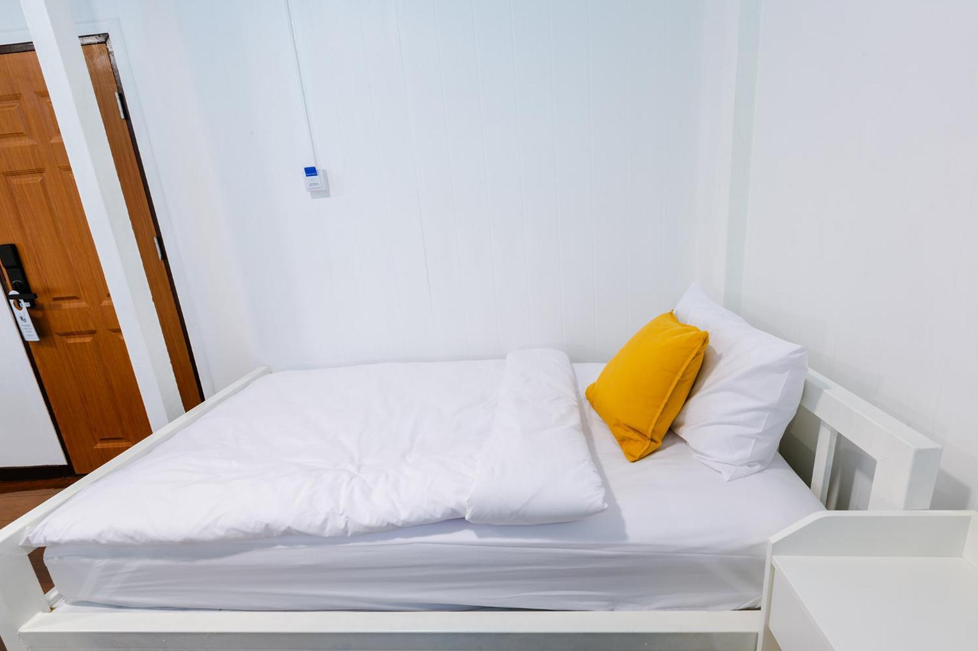 Diff Hostel Бангкок Экстерьер фото