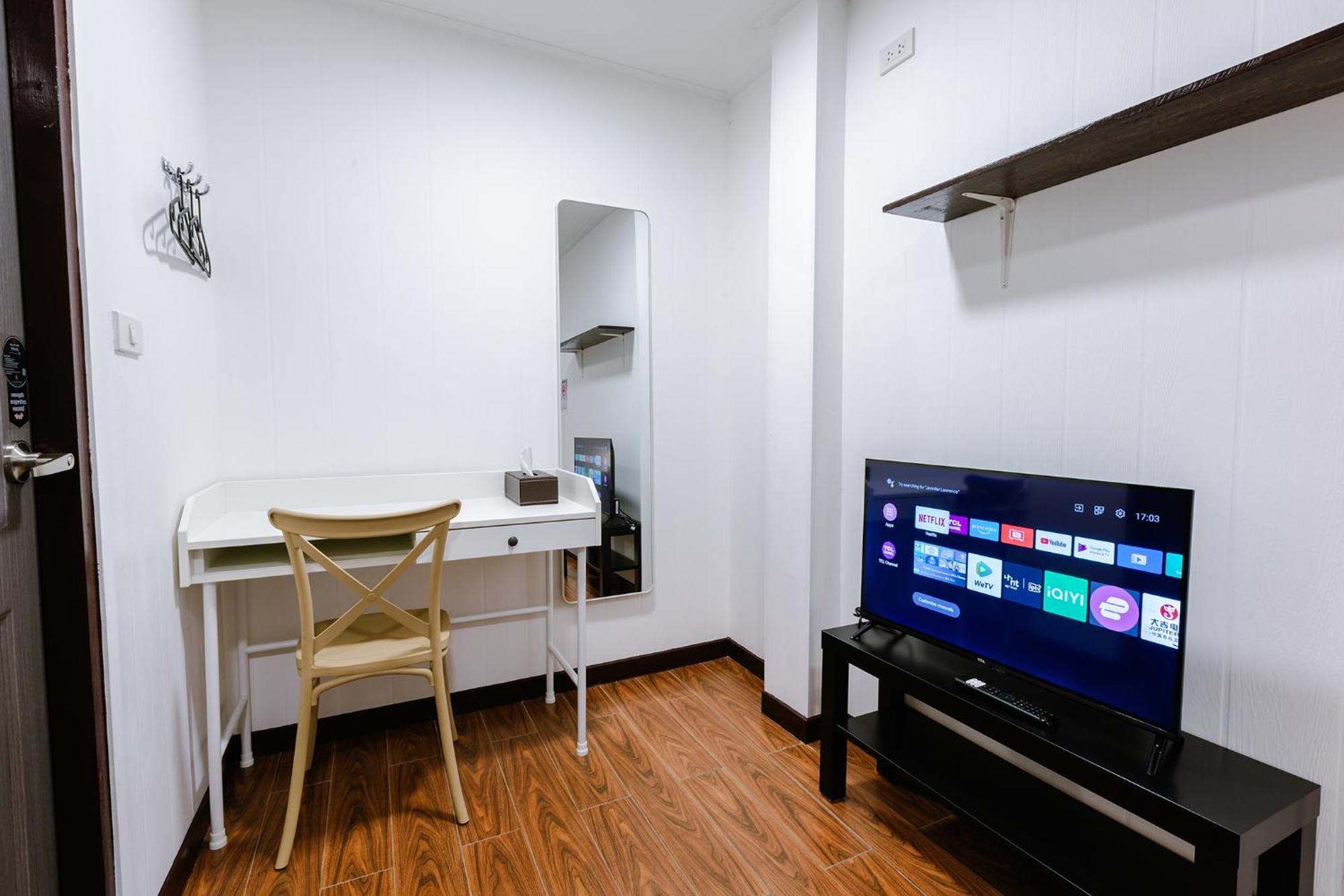 Diff Hostel Бангкок Экстерьер фото